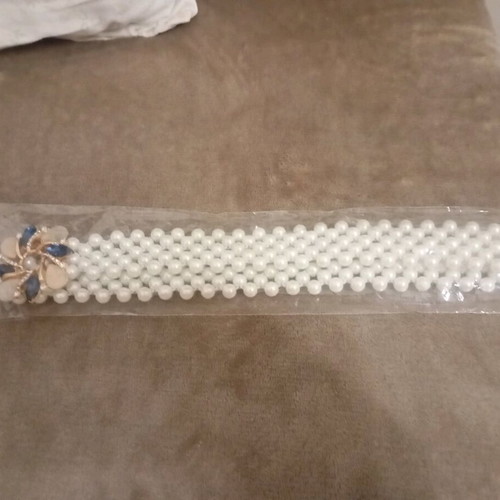 Elastic belt with pearls and adjustable size, new