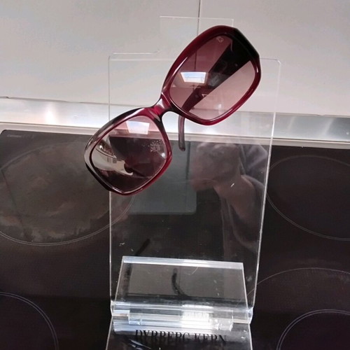 Tous sunglasses like new, dark bordeaux color