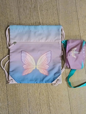 Goomby Fairyland excursion bag and waist pouch like new for girls