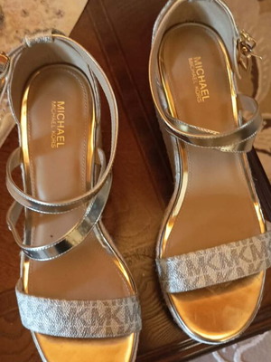 Michael Kors platform sandals, beige and gold, size 37