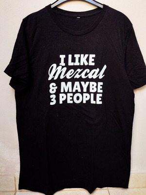T-shirt black size L with print like new