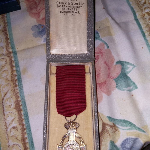George I Order Medal like new, royal authentic