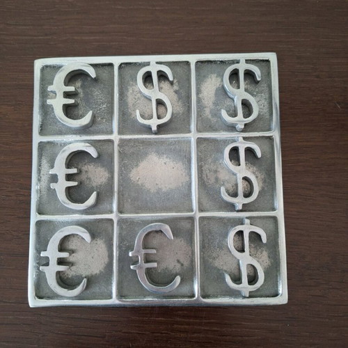 Decorative tic-tac-toe new, aluminum 15x15 cm