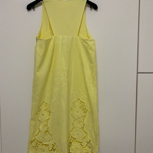 Queen Fashion dress new, yellow, size S