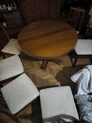 Συλλογή ξύλινων επίπλων μεταχειρισμένη, σετ τραπεζαρίας και κρεβατοκάμαρας, σερβάν με καθρέφτη