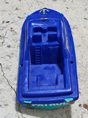 Plastic toy boat used