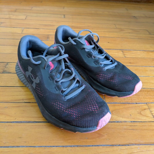 Under Armour Charged Rogue women's athletic shoes size 41 like new, black and pink