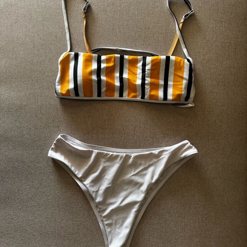 Decoro Mismatched Bikini Set like new, adjustable straps, high waist slip