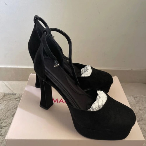 Black platform pumps like new, size 39, 11cm heel