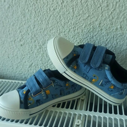 Children's shoes size 28 new casual