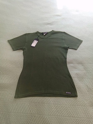 D&G t-shirt γυναικείο καινούργιο, λάδι πράσινο μέγεθος M