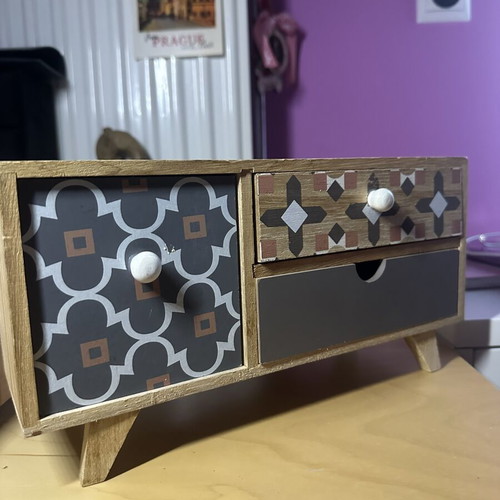 Office accessory organizer box
