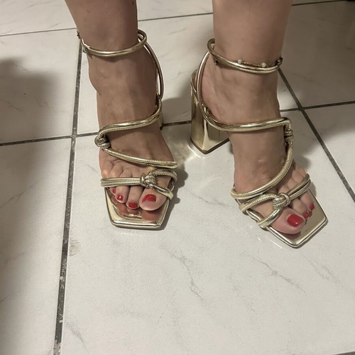 Mairiboo for Envie gold sandals size 37 like new