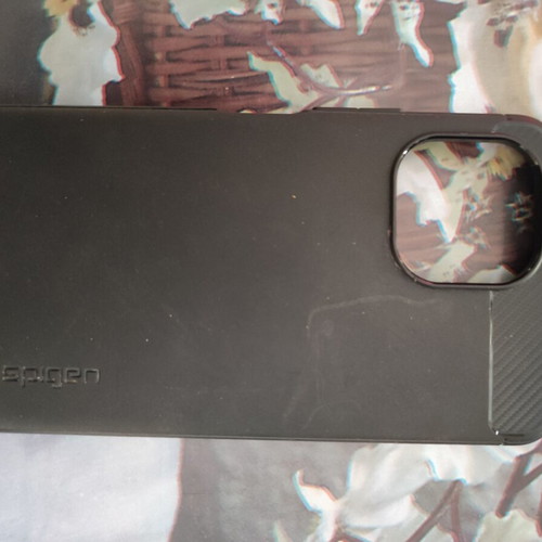 Mobile phone cases used, two colors available