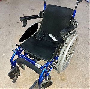 Αναπηρικό αμαξίδιο VASILI με ηλεκτρική ανόρθωση