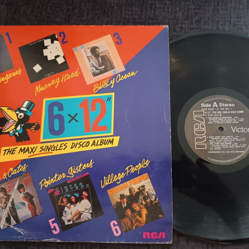 6 x 12 Maxi Singles Disco Album like new, electronic