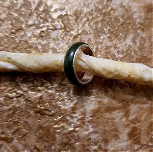 Ασημένιο δαχτυλίδι με πράσινο χρώμα onyx
