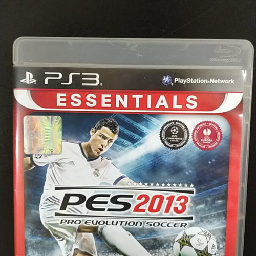 PES 2013 Essentials PlayStation 3 game like new