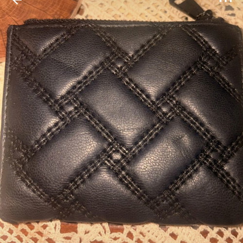 Kurt wallet lightly used, black
