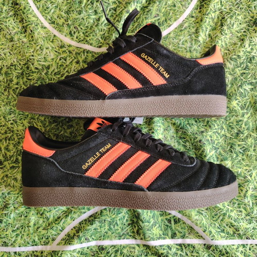 Adidas Gazelle Team Size 42 Core Black and Solar Orange New