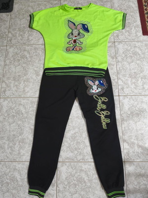 Tracksuit set with rhinestones like new, sizes S-M-L, neon green and black