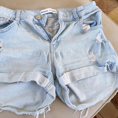 Bershka Denim Shorts Size 36 Like New