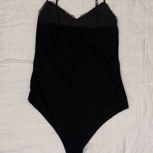 Black bodysuit like new, suitable for small or medium