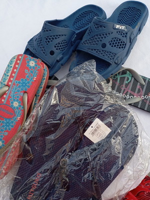 Flip-flops new, multicolor set with gift pair