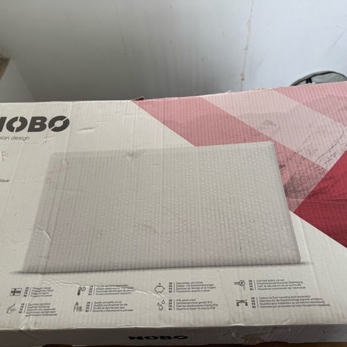 Nobo NTL4T 10 και 15 θερμοπομποί τοίχου 1000W και 1500W καινούργιοι