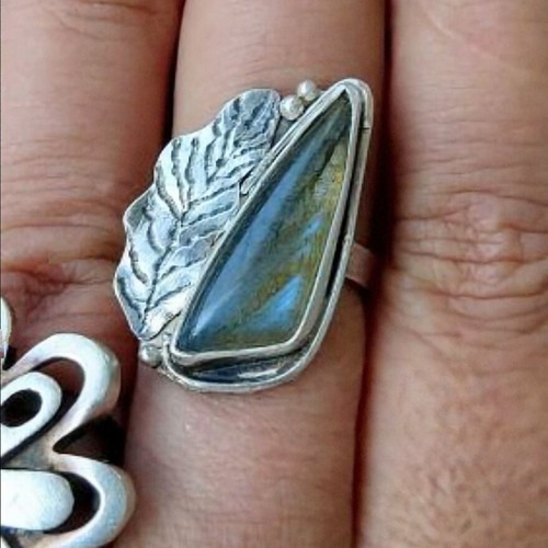 Vintage Turkish ring with natural labradorite, used, 925 silver