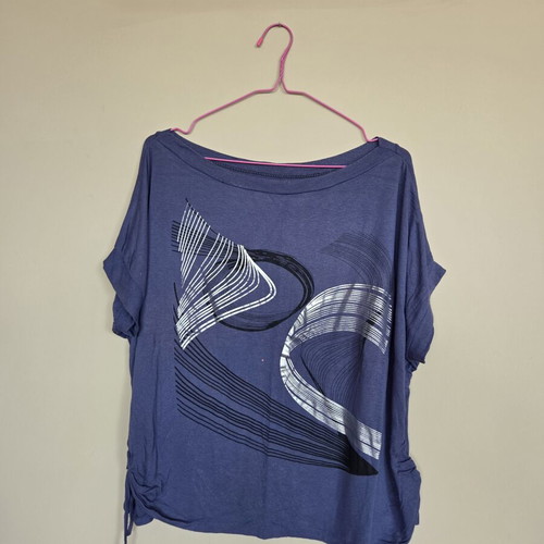 Women's blouse blue, like new, one size