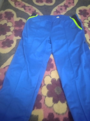 Reebok панталон XL като нов