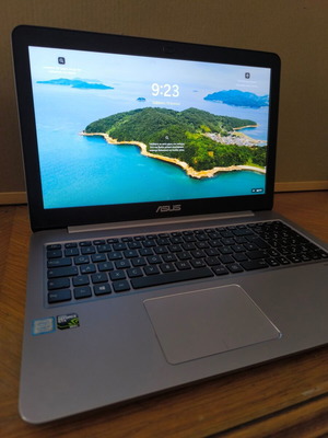 Asus i7 7ης γενιάς gaming workstation laptop 15.6" FHD 16GB RAM 256GB SSD