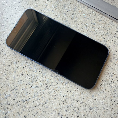 iPhone 13 128GB blue used, battery needs service