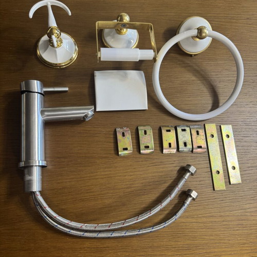 Bathroom set used