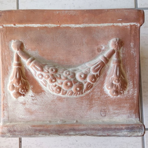 Clay square planter like new with intricate designs