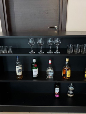 bar with 2 stools