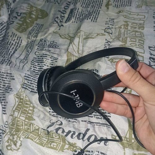 Headphones with led colorful lights new, wired