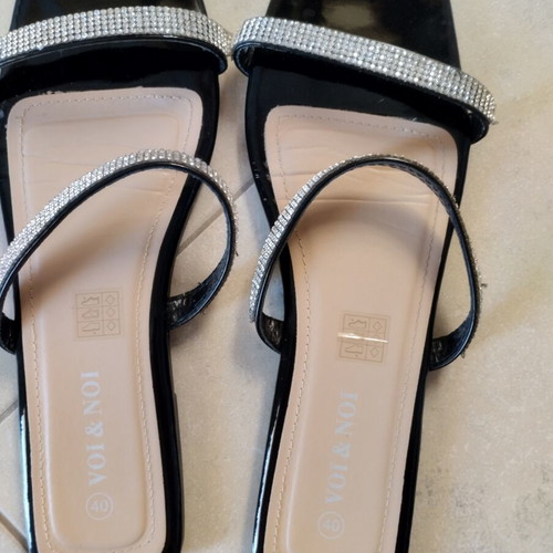 Voi & Noi platform sandals like new, size 40