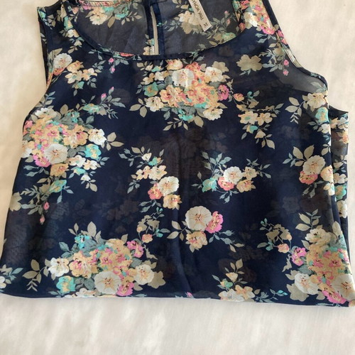 Pink Woman top multicolored, transparent, asymmetric, size M like new
