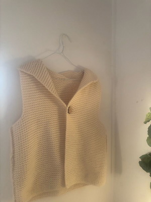 Wool 90s knit like new, beige, sizes M and L