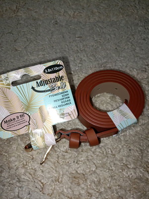 Brown-tan belt new, medium size with gold detail