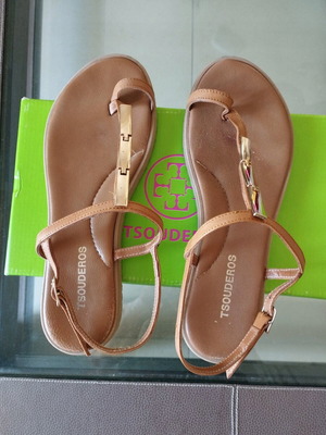 Tsouderos sandals No 38 like new, brown