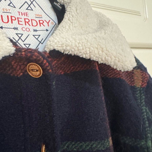 Superdry checked coat like new with fur collar, size S