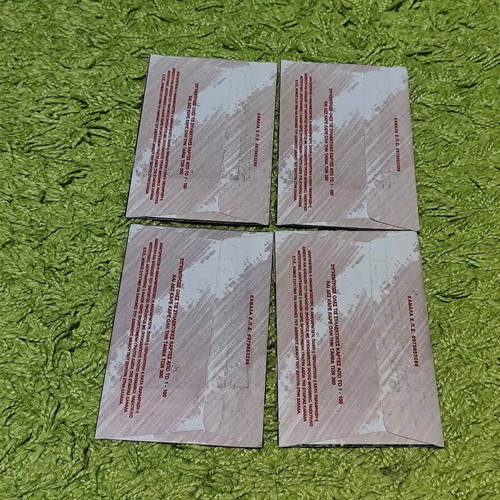 4 Sealed Packets "300" - 2006