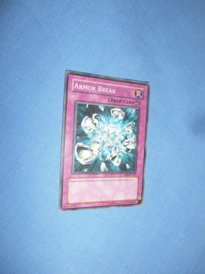 Yu-Gi-Oh Armor Break card used DR2-EN167