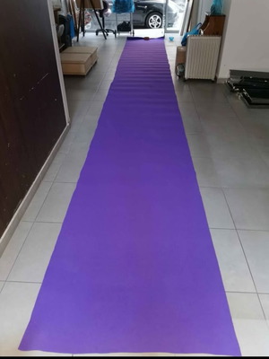 Carpet runner like new, purple, 1m width x 7.4m length, felt-like material
