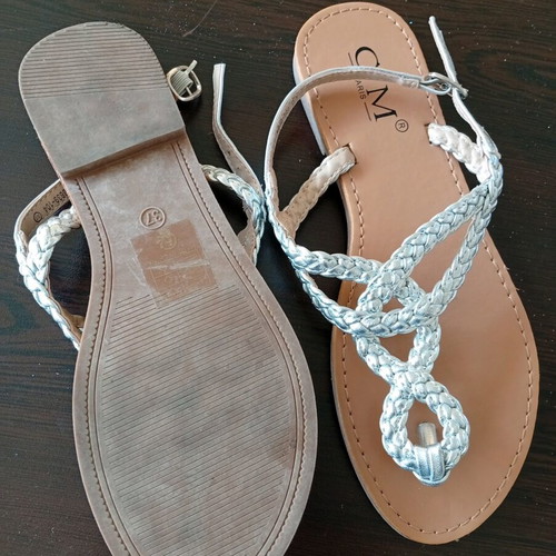 C'M Paris silver sandals new, size 37