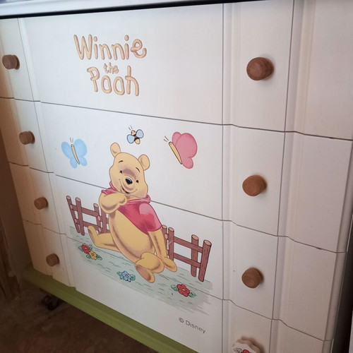 Winnie children's dresser with 4 drawers, used