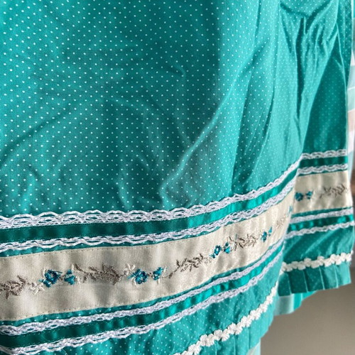 Turquoise Bavarian Dirndl Dress new with charms and pearls